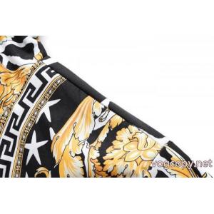 お洒落自在 最新入荷 売り切れ必須ブランド 激安ジャケットVERSACE