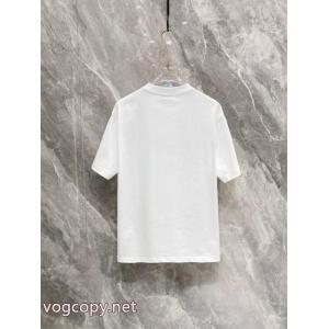 上質な素材採用 250％本物保証 新作入荷VERSACE 2026ブランドスーパーコピーTシャツ