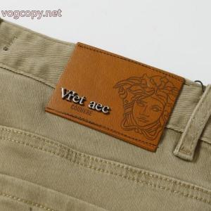 VERSACEブランド コピー 販売かっこいい アイテム 大人気希少 絶妙な新商品ジーンズ
