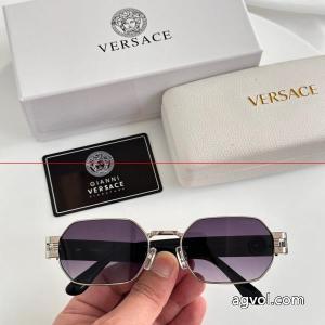 VERSACEブランド スーパー コピー 優良お出掛けに便利 売り切れ必須 精巧な逸品    サングラス.