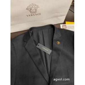 ブランド コピー ショップスーツ人気アイテム 豊富なサイズ 憧れの26新作VERSACE..