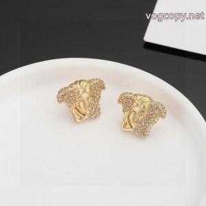 VERSACEコピー 通販Newアイテム たくさん歩く日にも大活躍 HOT新作登場    アクセサリー..