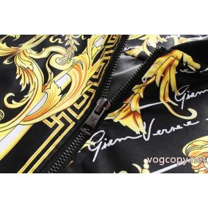 ブランド 激安最安値高品質 ファション性の高い 超レア ジャケットVERSACE