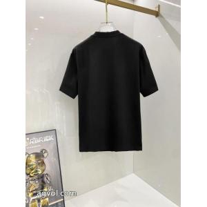 ポップ 即対応 新色入荷ブランド コピー 通販ヴェルサーチ半袖Tシャツ
