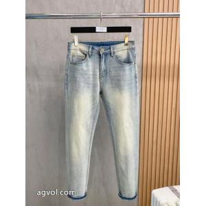 最新作入荷 新作セール 高評価アイテムブランド 偽物 激安 通販ジーンズVERSACE