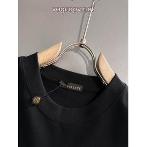 VERSACE2026年人気商品 販売記念価格 SALEアイテムスーパー コピー 安心半袖Tシャツ
