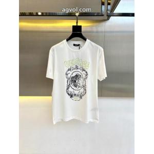 ブランド コピー 優良店魅力ファッション 超激安アイテム 最安値挑戦！半袖TシャツVERSACE