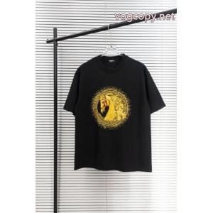 VERSACE即発送可能 目玉商品セール プレゼントにもピッタリスーパー コピー 安心 サイト半袖Tシャツ