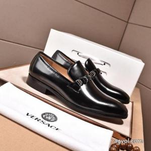 人気セール260%新品 人気新品*超特価 大人気アイテムブーツブランド 通販店ヴェルサーチ..