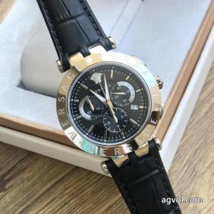 コピー 通販腕時計ナチュラル 今からの季節にピッタリ！  有名人の愛用品VERSACE..