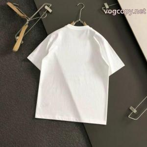 柔らかい色調 絶妙な新商品 関税補償半袖Tシャツコピー 商品 通販MONCLER