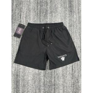 魅力を放つ 注目作品 海外セレブもお気に入りVERSACE    スラックスブランド コピー 着払い.