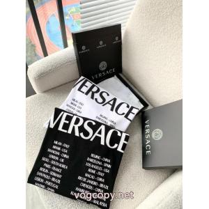 VERSACE半袖Tシャツブランド コピー 優良店きれいめ上品に 雑誌掲載 トレンド商品