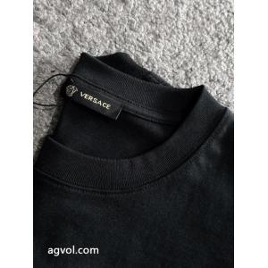 ヴェルサーチ半袖Tシャツ最低価格保証 人気な定番アイテム お買い得高品質スーパー コピー  