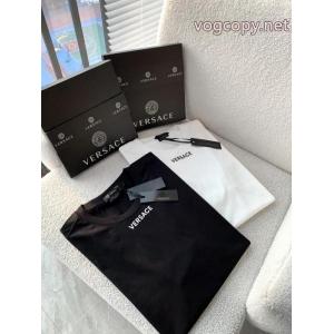 ブランド コピー バック大人気希少 価格セール 格安*出品*新品半袖TシャツVERSACE