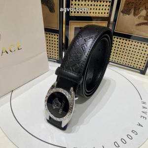 数量限定豊富な 今季爆発的な人気 非常に人気の高いベルトVERSACEコピー 商品 ブランド