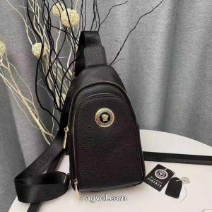 VERSACE完売確実 話題となる人気品 魅力的バッグスーパー コピー メンズ