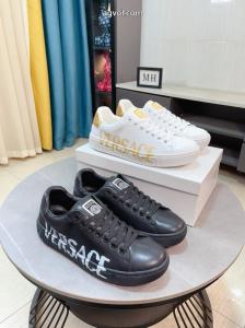 ブランド 激安モード感の高い清潔感で洗練されスニーカーVERSACE