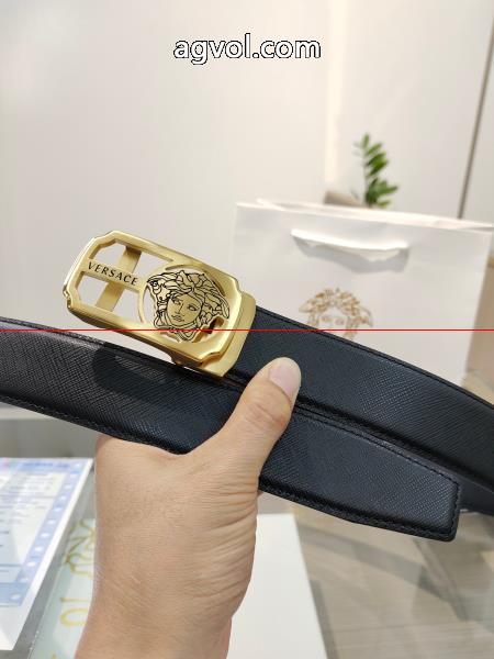 偽 ブランド 購入ベルトギフトに最高 大人気お得安い デザイン性に優れたVERSACE. 2