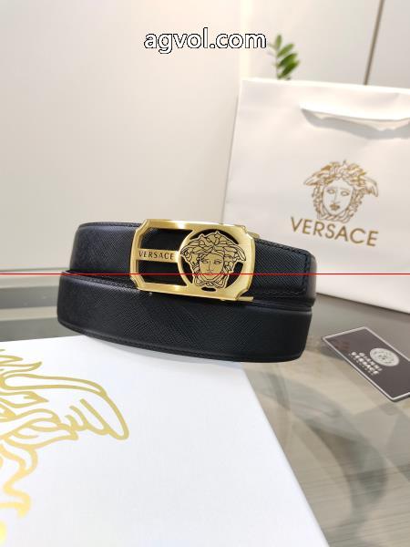 偽 ブランド 購入ベルトギフトに最高 大人気お得安い デザイン性に優れたVERSACE. 4