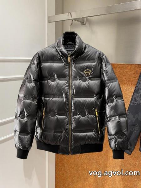 ブランド 偽物 激安 通販VERSACE ダウンジャケット新作限定早い者勝ち 難あり 人気 ランキング. 0