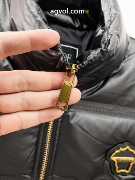ブランド 偽物 激安 通販VERSACE ダウンジャケット新作限定早い者勝ち 難あり 人気 ランキング. 6