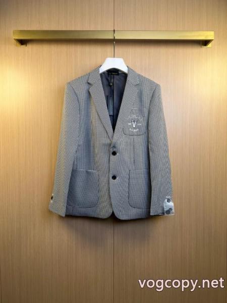 今年もトレンド 数量限定セール 大好評アイテム スーツ偽物 ブランド 激安VERSACE.. 2