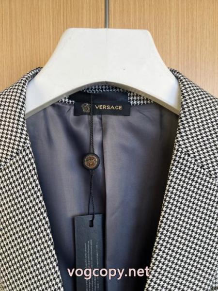 今年もトレンド 数量限定セール 大好評アイテム スーツ偽物 ブランド 激安VERSACE.. 4