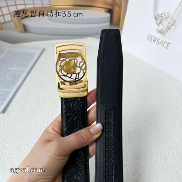 VERSACE大人っぽさ コスパ最高のプライス 根強い人気定番商品ベルトコピー ブランド 販売. 5