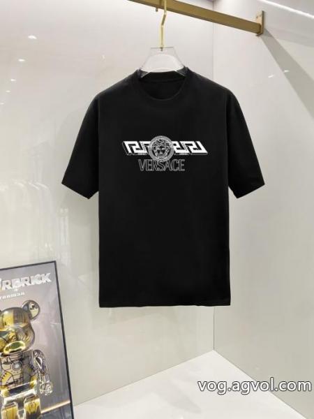 ポップ 即対応 新色入荷ブランド コピー 通販ヴェルサーチ半袖Tシャツ 0