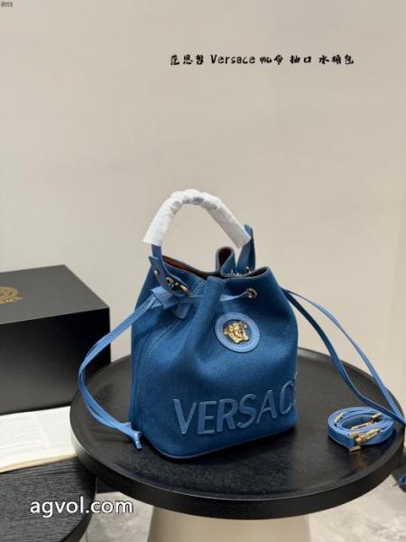 VERSACE美しいデザイン 爆買い定番人気 2026新入荷バッグ偽 ブランド 通販 1