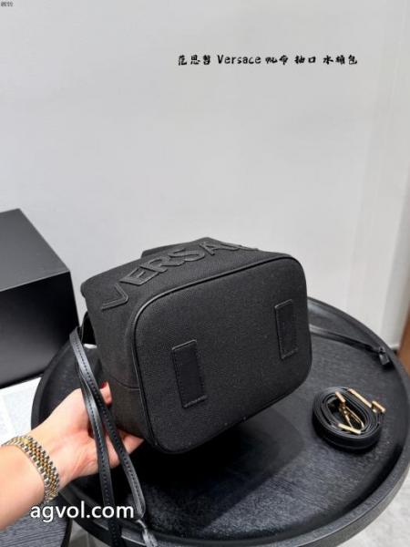 VERSACE美しいデザイン 爆買い定番人気 2026新入荷バッグ偽 ブランド 通販 6