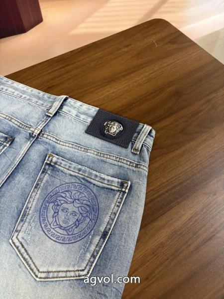 ブランド 品 激安 通販ヴェルサーチCOOLなデザイン 厳選した 高品質限定アイテムジーンズ.. 6 