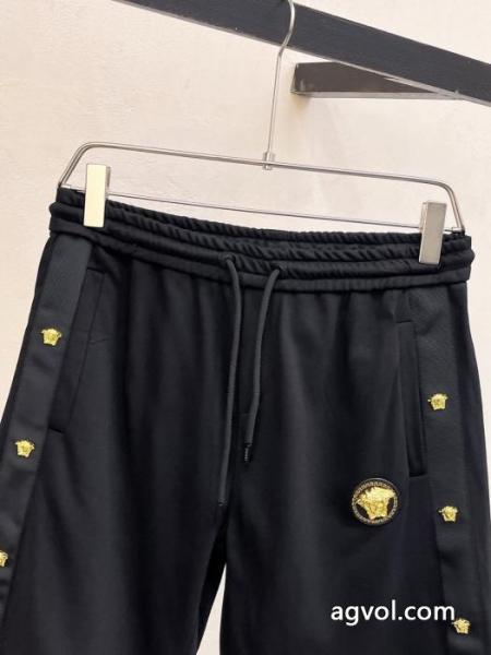 シーンで活躍する 半額以下セール 新作限定争奪戦スーパー コピー 安心 スラックスVERSACE. 3