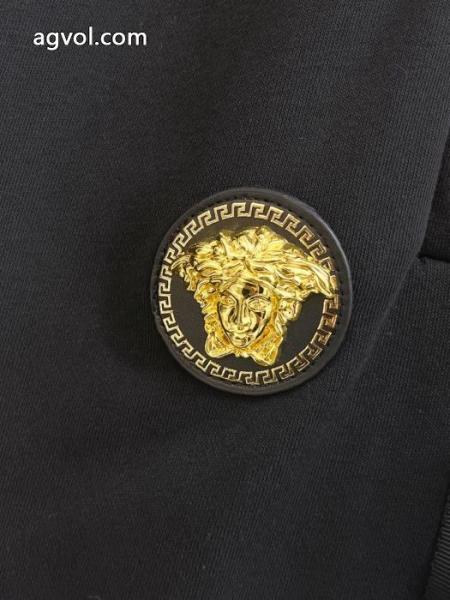 シーンで活躍する 半額以下セール 新作限定争奪戦スーパー コピー 安心 スラックスVERSACE. 4