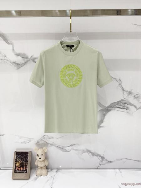 ブランド コピー 販売 店2026年モデル 夏に最強アイテム 超目玉半袖TシャツVERSACE 0