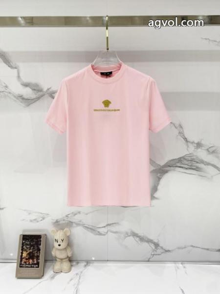 流行 最新話題沸騰中 今流行ブランド 偽物 通販半袖TシャツVERSACE 5