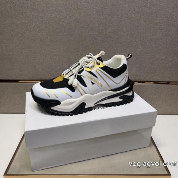 【新型タイプ入荷】 ファッションアイテム 着心地にブランド 品 激安 通販スニーカーVERSACE.. 0