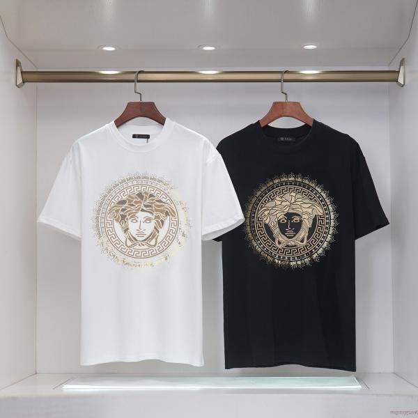 ブランド コピー半袖TシャツVERSACE流行アイテム 大人っぼい ピュアな印象に 0