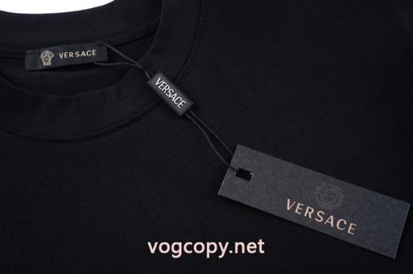 ブランド コピー半袖TシャツVERSACE流行アイテム 大人っぼい ピュアな印象に 5