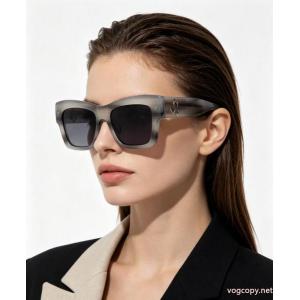     サングラス注目新ブランド 2026アイテムから新たに登場！ 今年もトレンドコピー 品 販売ジミーチュウ.