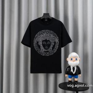 ブランド コピー 通販人気の商品 流行の最前線 防热性抜群なデザイン半袖TシャツVERSACE
