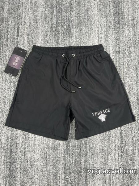 魅力を放つ 注目作品 海外セレブもお気に入りVERSACE    スラックスブランド コピー 着払い. 0 