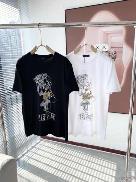即完売 機能面抜群 夏季超人気アイテムVERSACEブランド コピー s 級半袖Tシャツ 0 