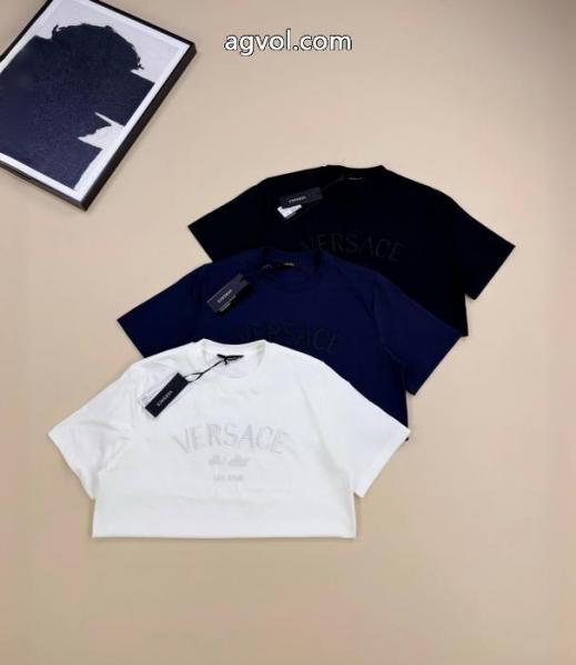 世界中で爆発的人気 個性的なデザイン ファッション 人気スーパー コピー 品半袖TシャツVERSACE 1