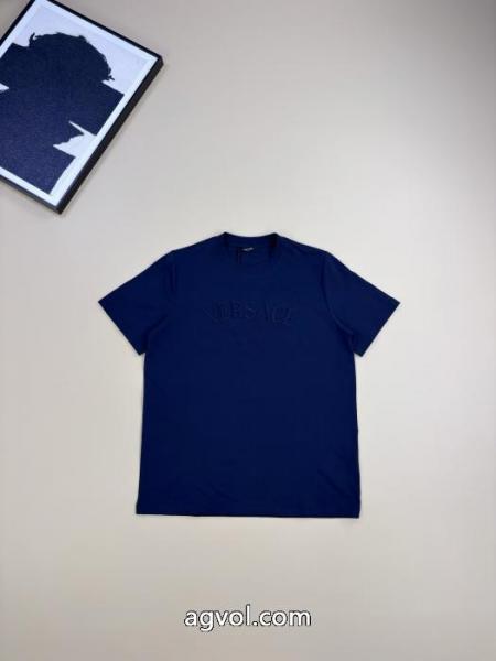 世界中で爆発的人気 個性的なデザイン ファッション 人気スーパー コピー 品半袖TシャツVERSACE 4