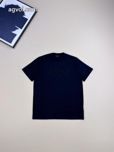 世界中で爆発的人気 個性的なデザイン ファッション 人気スーパー コピー 品半袖TシャツVERSACE 5