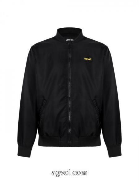 VERSACEセールで破格 お手頃価格で人気商品 一味違うデザイン通販 ブランドジャケット 1