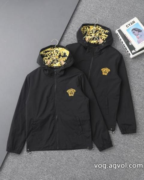 人気急上昇中 お買い得豊富な 独創的なデザインジャケット偽 ブランドVERSACE 0 