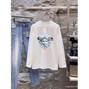 コピー ブランド 通販VERSACE長袖Tシャツ相性抜群 肌触り最高 大人っぽく仕上げ